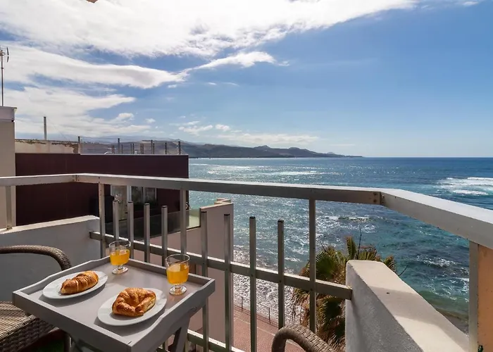 Over The Sea Lisos Appartement *