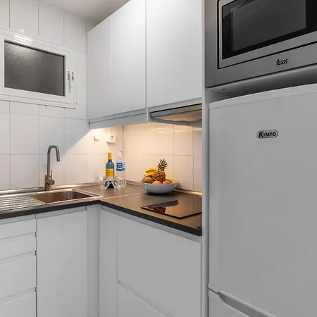 Apartment Over The Sea Lisos *